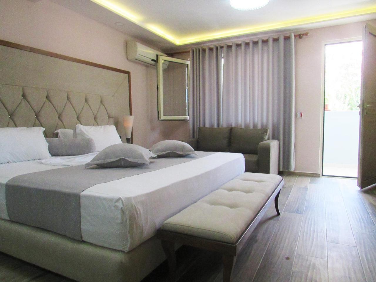 Hotel ANTAG Shëngjin Exterior foto